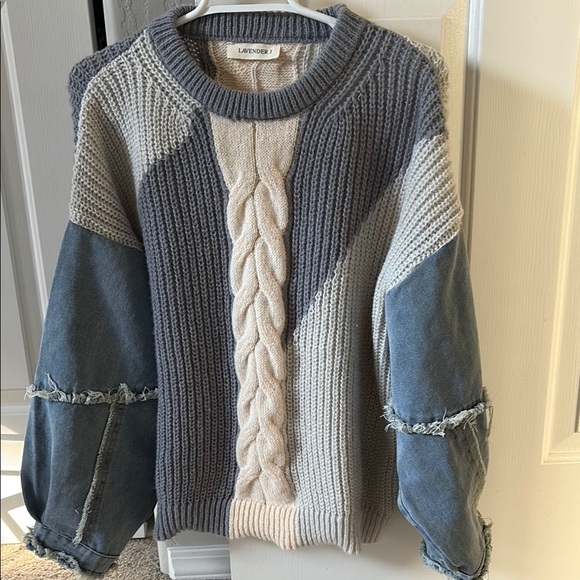 Blue and Cream Cable Knit Cardigan - Picture 2 of 7